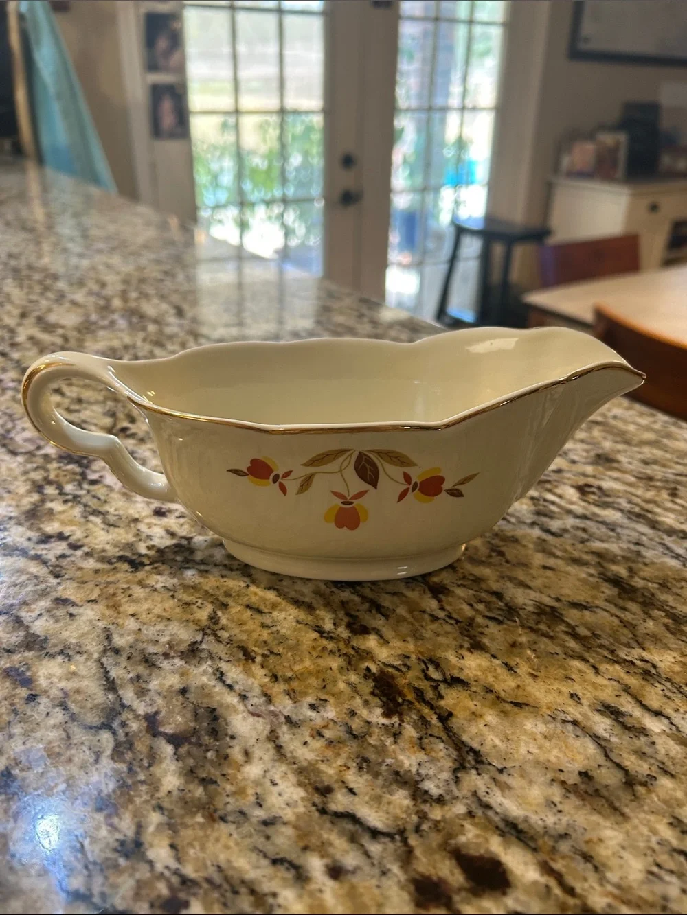 Vintage Hall Jewel Tea Autumn Leaf 